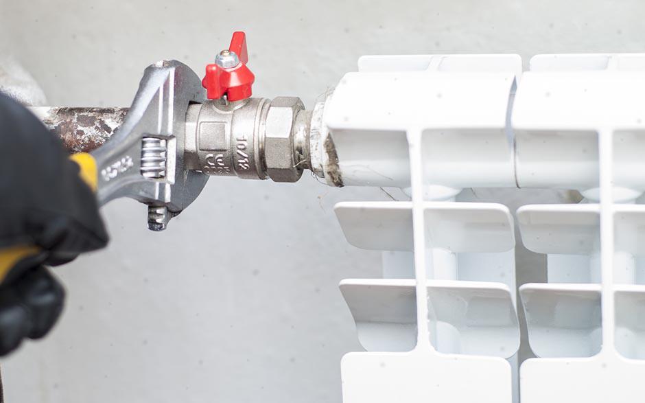 instalation pompe à chaleur air-eau pas cher Vernègues